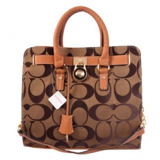 Coach Lock Medium Camel Totes AON
